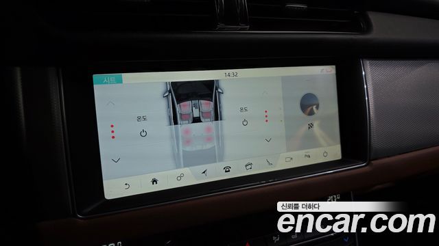 Jaguar XF (X260) 20d Portfolio AWD 2017 — фото 17