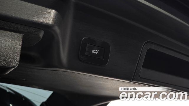 Land Rover Range Rover Evoque (II) P250 Dynamic SE 2025 — фото 24