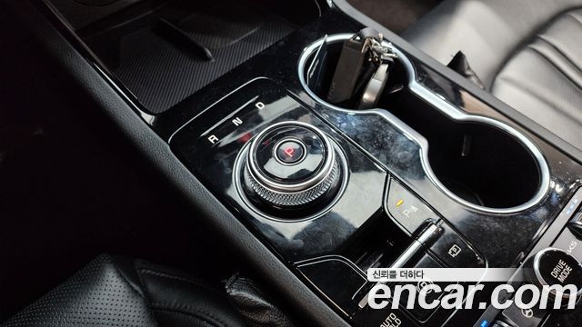 Kia K5 (III) 2.0 LPi Signature 2024 — фото 9
