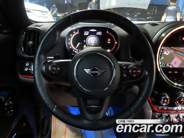 MINI Cooper S Countryman JCW 2nd 2021 — фото 15