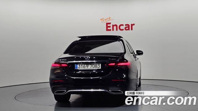 Mercedes-Benz E-Class (W213) E350 4MATIC AMG Line 2022 — фото 4