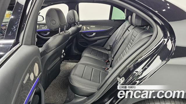 Mercedes-Benz E-Class (W213) E350 4MATIC AMG Line 2022 — фото 12