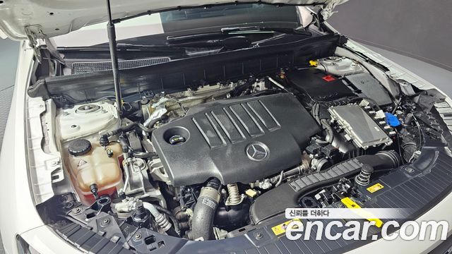 Mercedes-Benz GLB-Class (X247) GLB200 d 2021 — фото 6