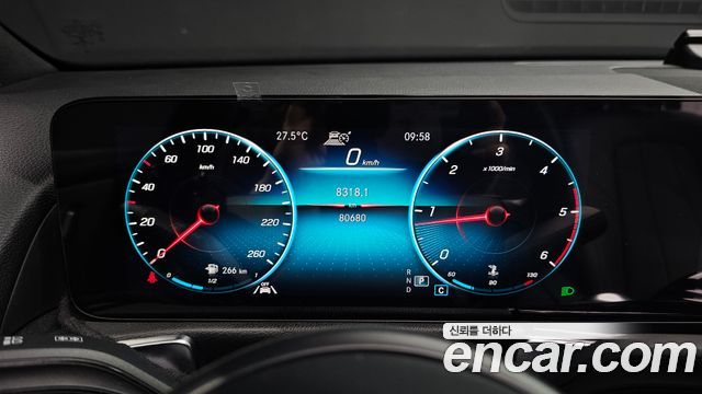 Mercedes-Benz GLB-Class (X247) GLB200 d 2021 — фото 8