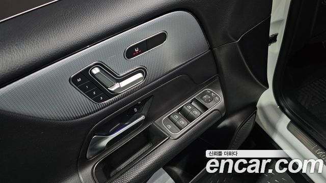 Mercedes-Benz GLB-Class (X247) GLB200 d 2021 — фото 20
