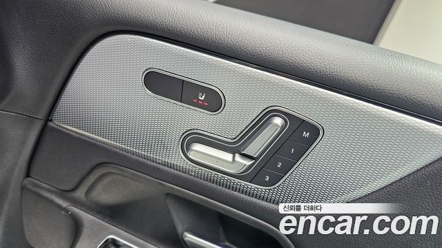 Mercedes-Benz GLB-Class (X247) GLB200 d 2021 — фото 23