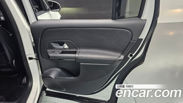 Mercedes-Benz GLB-Class (X247) GLB200 d 2021 — фото 31