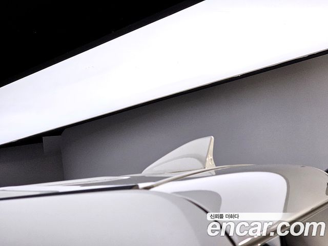 Hyundai Grand Starex Van 5-Seater Modern 2021 — фото 19