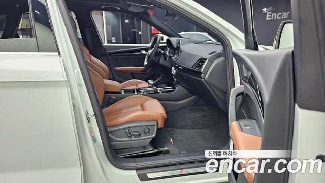 Audi Q5 (FY) 45 TFSI Quattro Premium 2021 — фото 11
