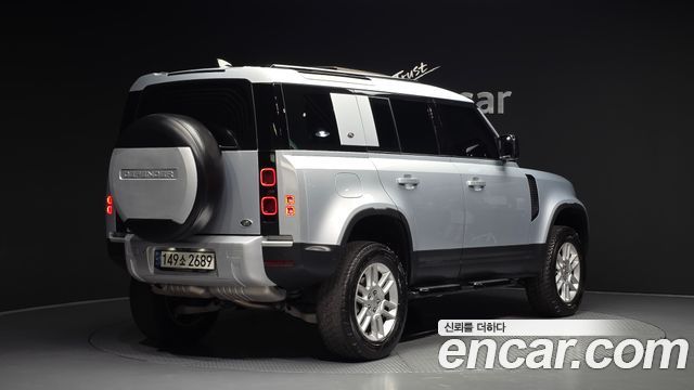 Land Rover Defender (L663) 110 D250 S 2022 — фото 2