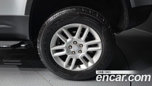 Land Rover Defender (L663) 110 D250 S 2022 — фото 5
