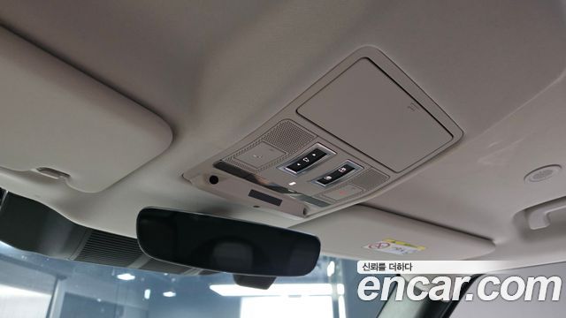 Land Rover Defender (L663) 110 D250 S 2022 — фото 18