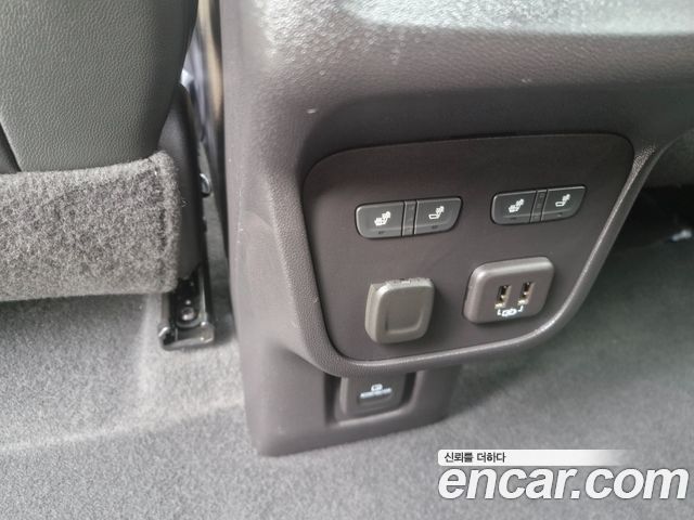 Chevrolet Next Equinox 2WD Premier 2022 — фото 22