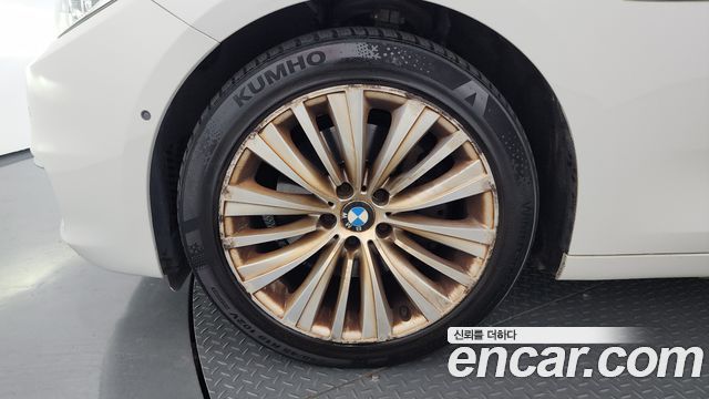 BMW 5 Series GT (F07) GT 30d xDrive 2016 — фото 5