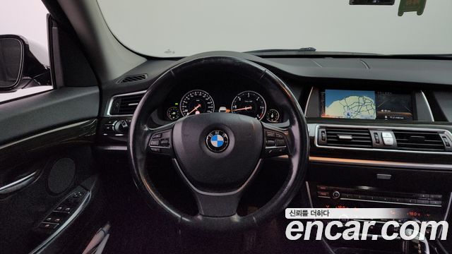 BMW 5 Series GT (F07) GT 30d xDrive 2016 — фото 13