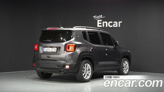 Jeep Renegade 2.4 Limited 2021 — фото 2
