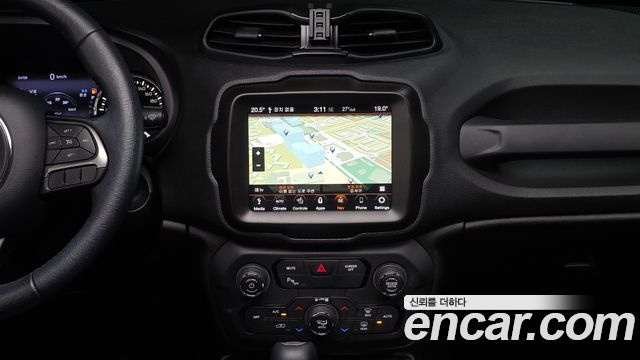 Jeep Renegade 2.4 Limited 2021 — фото 14