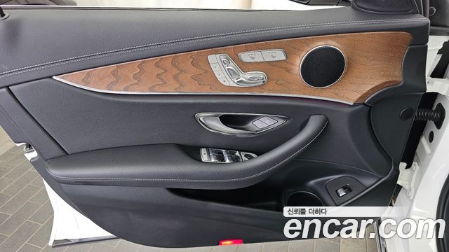 Mercedes-Benz E-Class (W213) E250 Exclusive 2021 — фото 24
