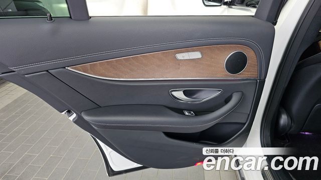 Mercedes-Benz E-Class (W213) E250 Exclusive 2021 — фото 25