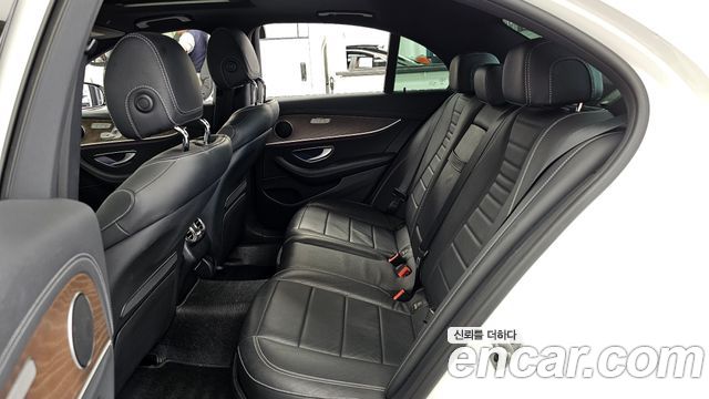 Mercedes-Benz E-Class (W213) E250 Exclusive 2021 — фото 26