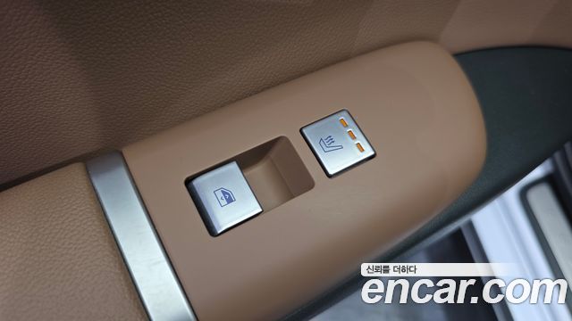 Hyundai Grandeur (GN7) 3.5 LPG 2WD Premium 2023 — фото 19