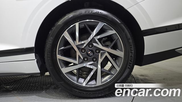 Hyundai Grandeur (GN7) 3.5 LPG 2WD Premium 2023 — фото 21