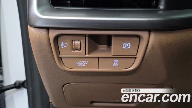 Hyundai Grandeur (GN7) 3.5 LPG 2WD Premium 2023 — фото 28