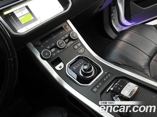 Land Rover Range Rover Evoque 2.0 TD4 SE 2018 — фото 9