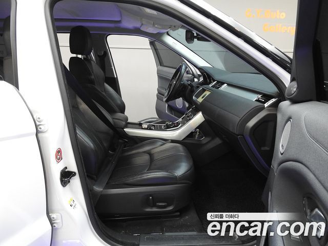 Land Rover Range Rover Evoque 2.0 TD4 SE 2018 — фото 15