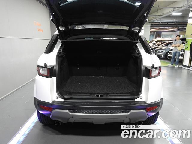 Land Rover Range Rover Evoque 2.0 TD4 SE 2018 — фото 20
