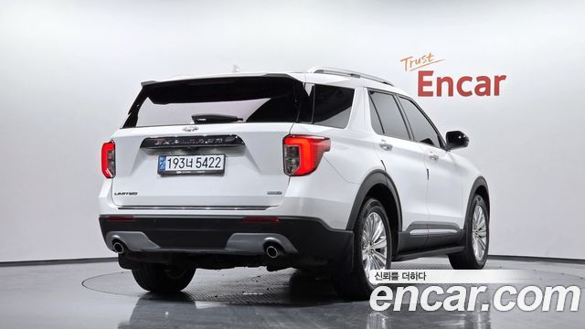 Ford Explorer (VI) 2.3 LimIted 4WD 2020 — фото 2