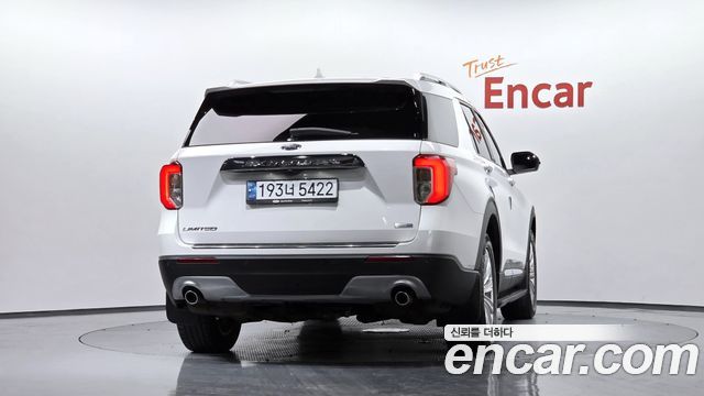 Ford Explorer (VI) 2.3 LimIted 4WD 2020 — фото 4