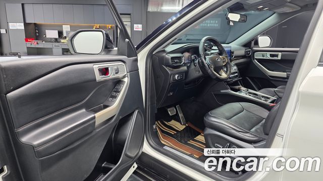 Ford Explorer (VI) 2.3 LimIted 4WD 2020 — фото 10
