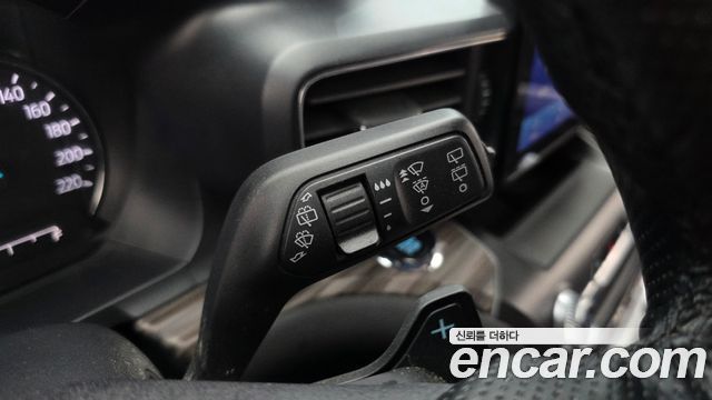 Ford Explorer (VI) 2.3 LimIted 4WD 2020 — фото 20