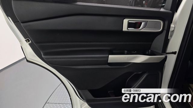 Ford Explorer (VI) 2.3 LimIted 4WD 2020 — фото 25
