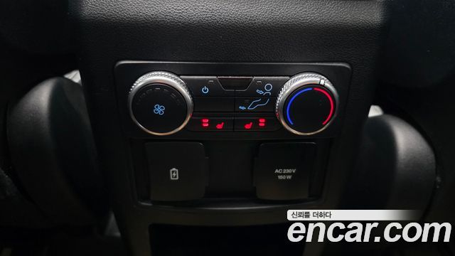 Ford Explorer (VI) 2.3 LimIted 4WD 2020 — фото 28