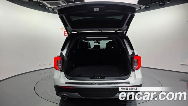 Ford Explorer (VI) 2.3 LimIted 4WD 2020 — фото 32