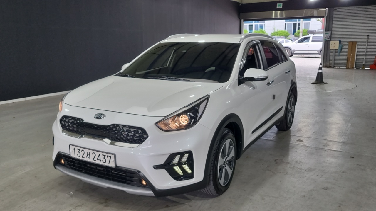 Kia Niro 1.6 HEV Luxury