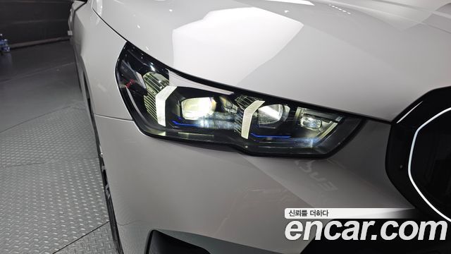 BMW 5 Series (G60) 520i Special Edition 2026 — фото 28