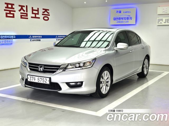 Honda Accord 2.4 9th 2014 — фото 3