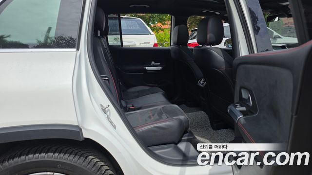 Mercedes-Benz GLB-Class (X247) GLB250 4MATIC 2021 — фото 11