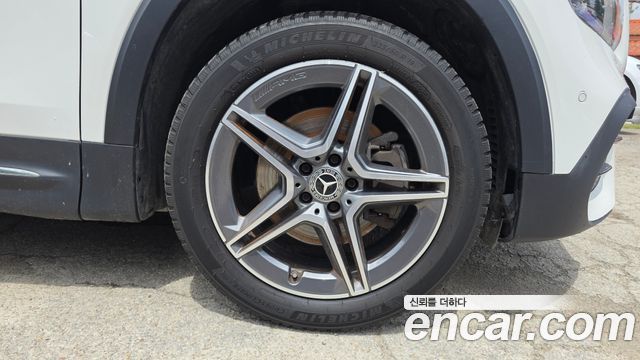 Mercedes-Benz GLB-Class (X247) GLB250 4MATIC 2021 — фото 21