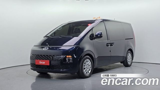 Hyundai Staria 4WD Tourer 9-Seater Modern 2022 — фото 1