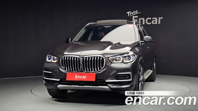 BMW X5 (G05) xDrive 40i xLine 2022 — фото 3