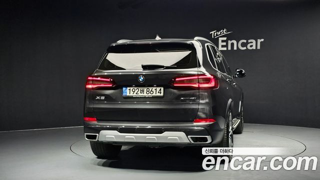 BMW X5 (G05) xDrive 40i xLine 2022 — фото 4