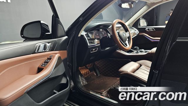 BMW X5 (G05) xDrive 40i xLine 2022 — фото 10