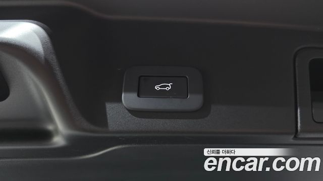 Land Rover Range Rover Evoque (II) P250 Dynamic SE 2024 — фото 23