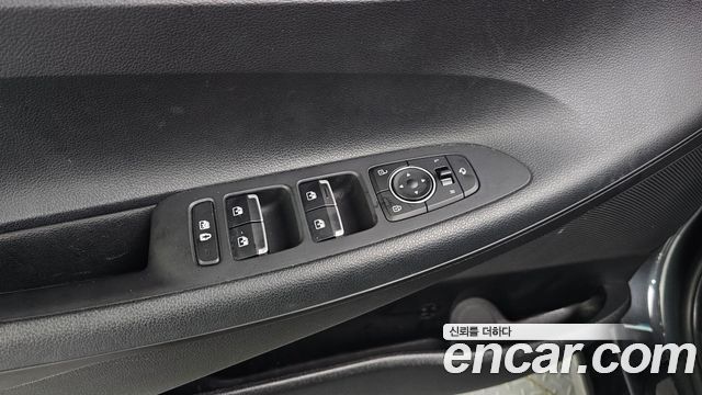 Hyundai Grandeur (IG) 3.0 LPi Rent Car Premium 2022 — фото 18