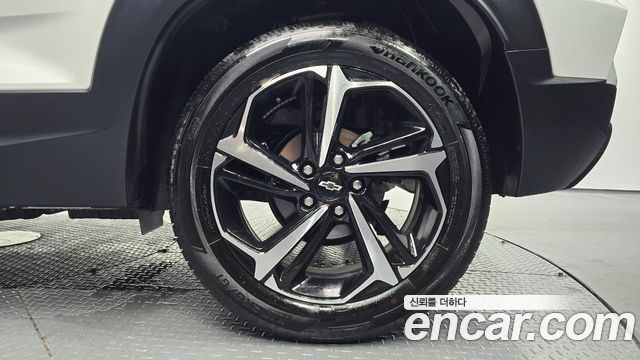Chevrolet Trailblazer 1.3 Turbo 4WD RS 2023 — фото 21