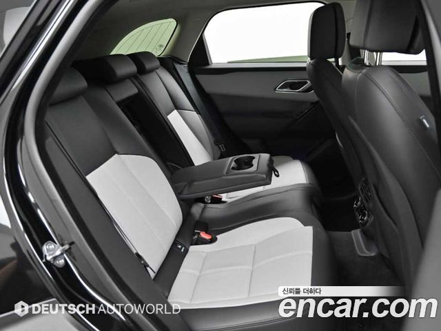 Land Rover Range Rover Velar 3.0 P400 Dynamic HSE 2025 — фото 16